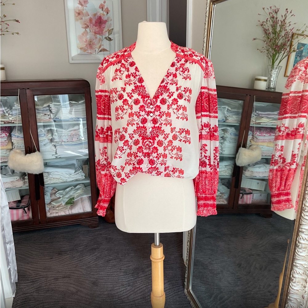 NWT Alice and Olivia ❤️ SOLD ❤️